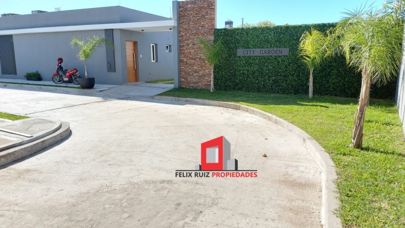 VENDE  COMPLEJO CITY GARDEN, CASAS 2 DORMITORIOS