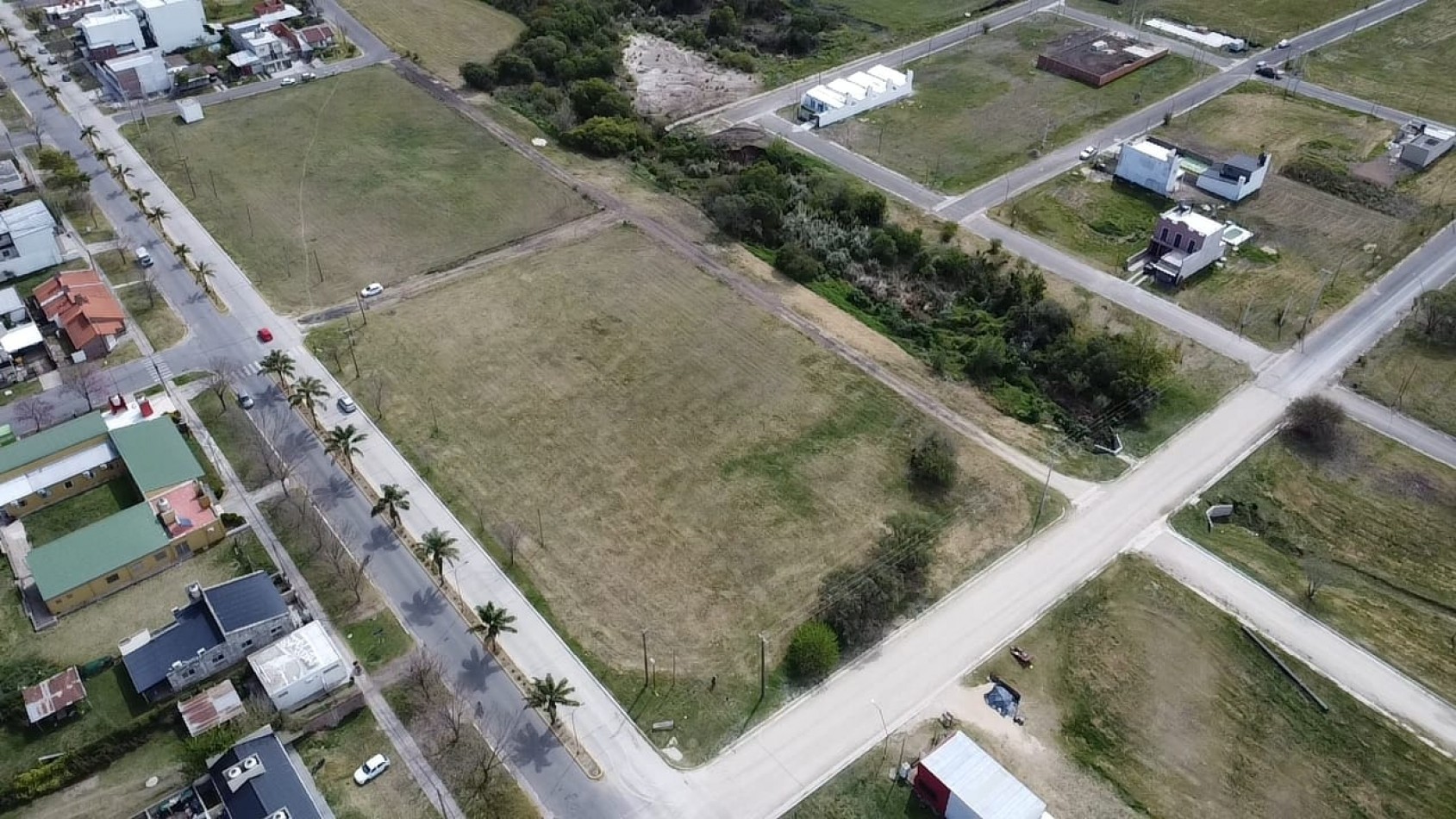 Nuevo Ingreso, en la ciudad de Oro Verde, Loteo sobre Avenida Los Chañares