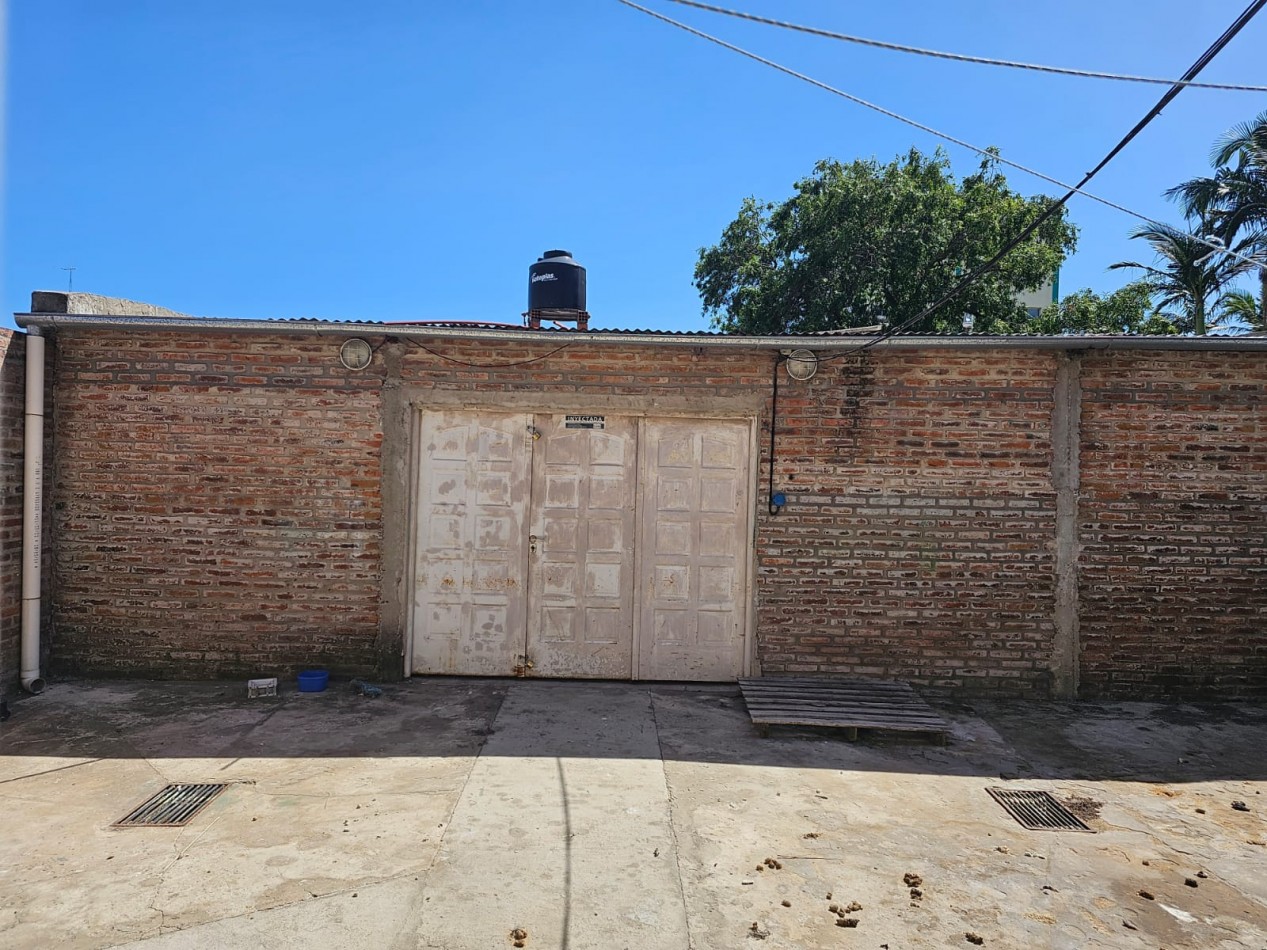 EXCELENTE LOCAL COMERCIAL EN VENTA, IMPORTANTE PUNTO COMERCIAL, PARANA, ENTRE RIOS