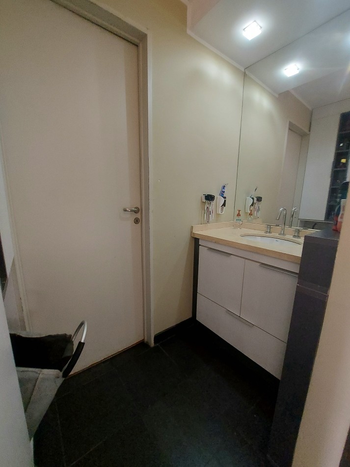 Casa 3 dormitorios de muy buena calidad a cuadras del centro 