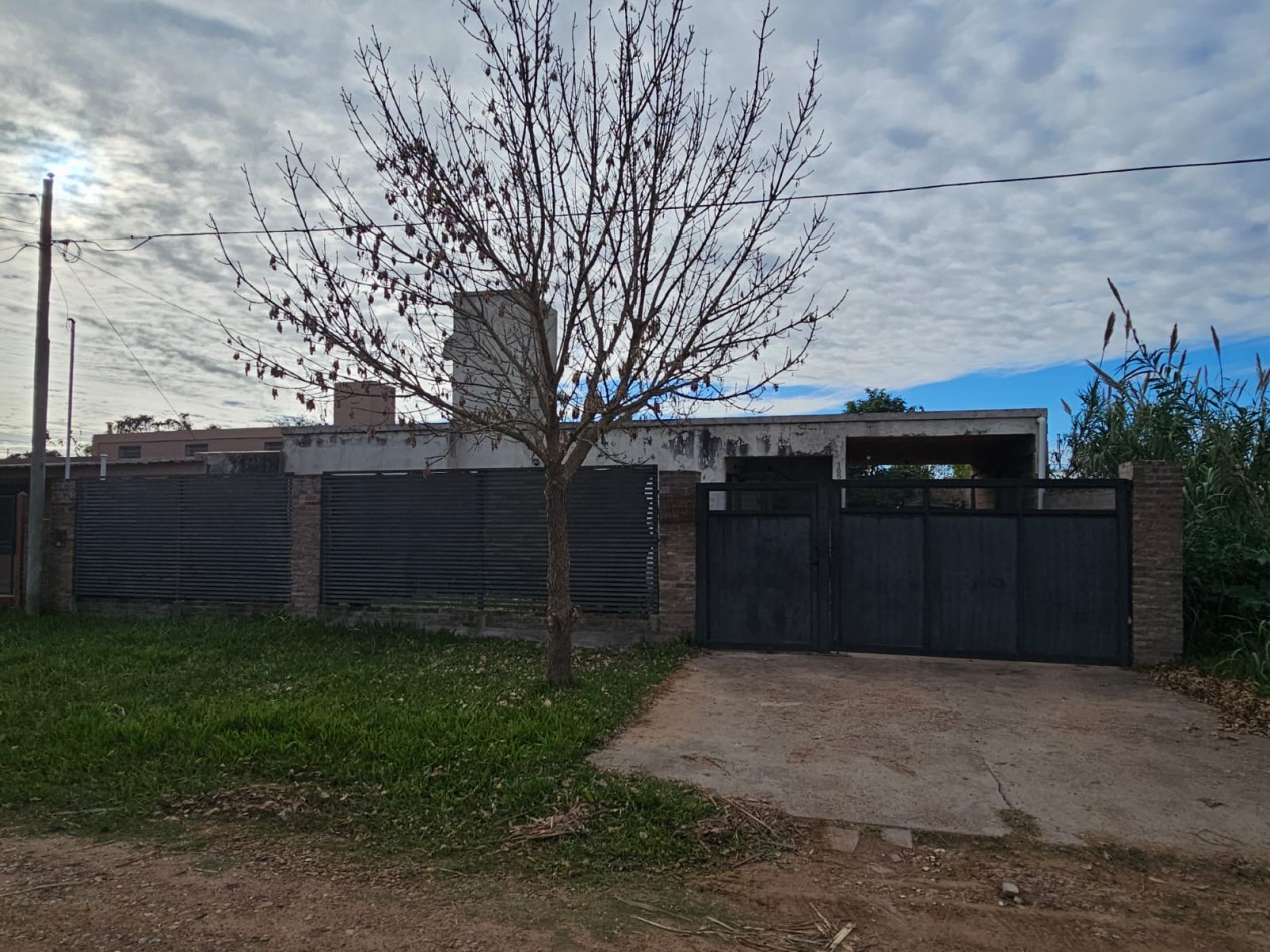 Casa en San San Benito, 3 dormitorios, espacio verde