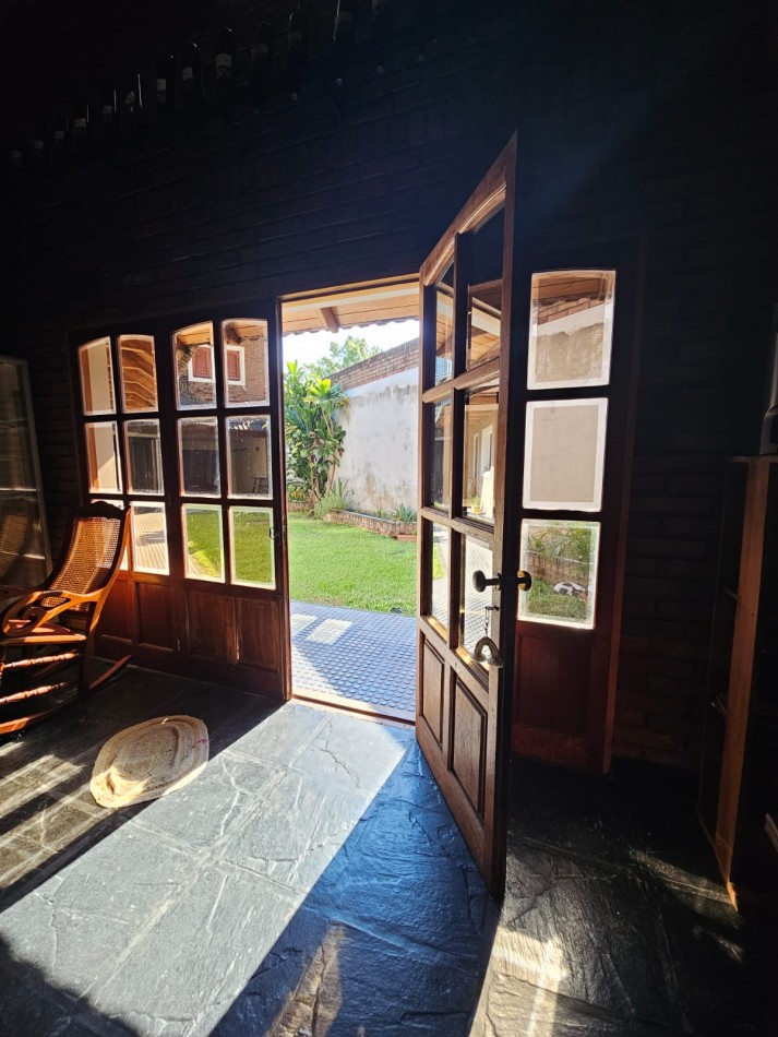 Impecable inmueble de calidad, 5 habitaciones, Parana