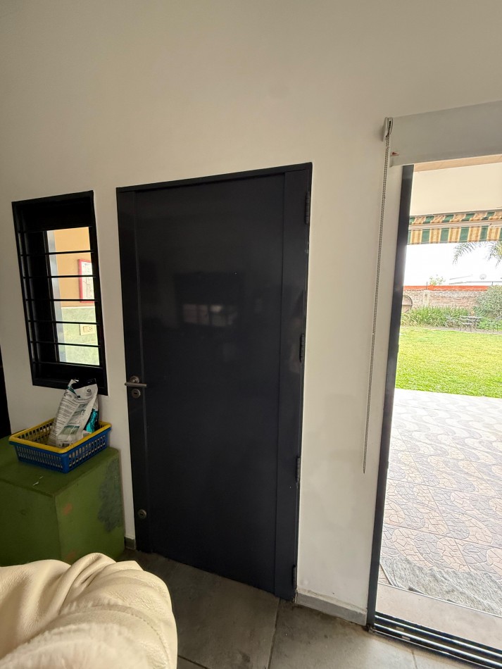 Vendo casa 4 dormitorios, Barrio Medico 2, zona norte, Parana