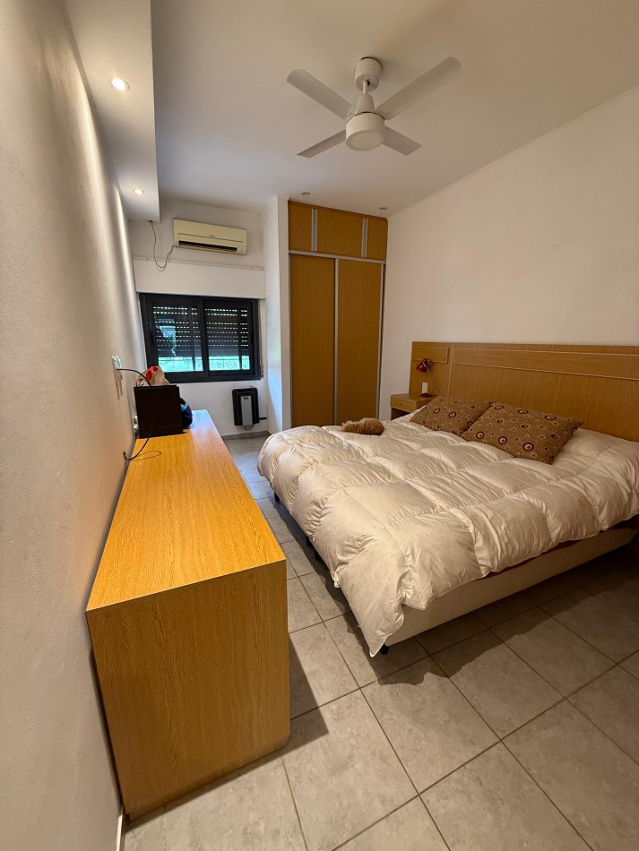 Vendo casa 4 dormitorios, Barrio Medico 2, zona norte, Parana