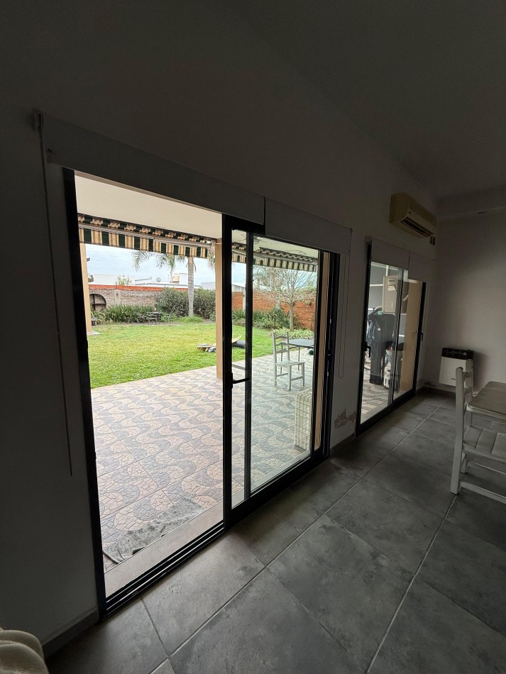 Vendo casa 4 dormitorios, Barrio Medico 2, zona norte, Parana