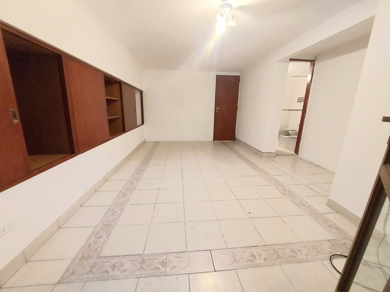 Vendo departamento zona Facultad Ciencias Economicas,.Parana, Entre Rios 