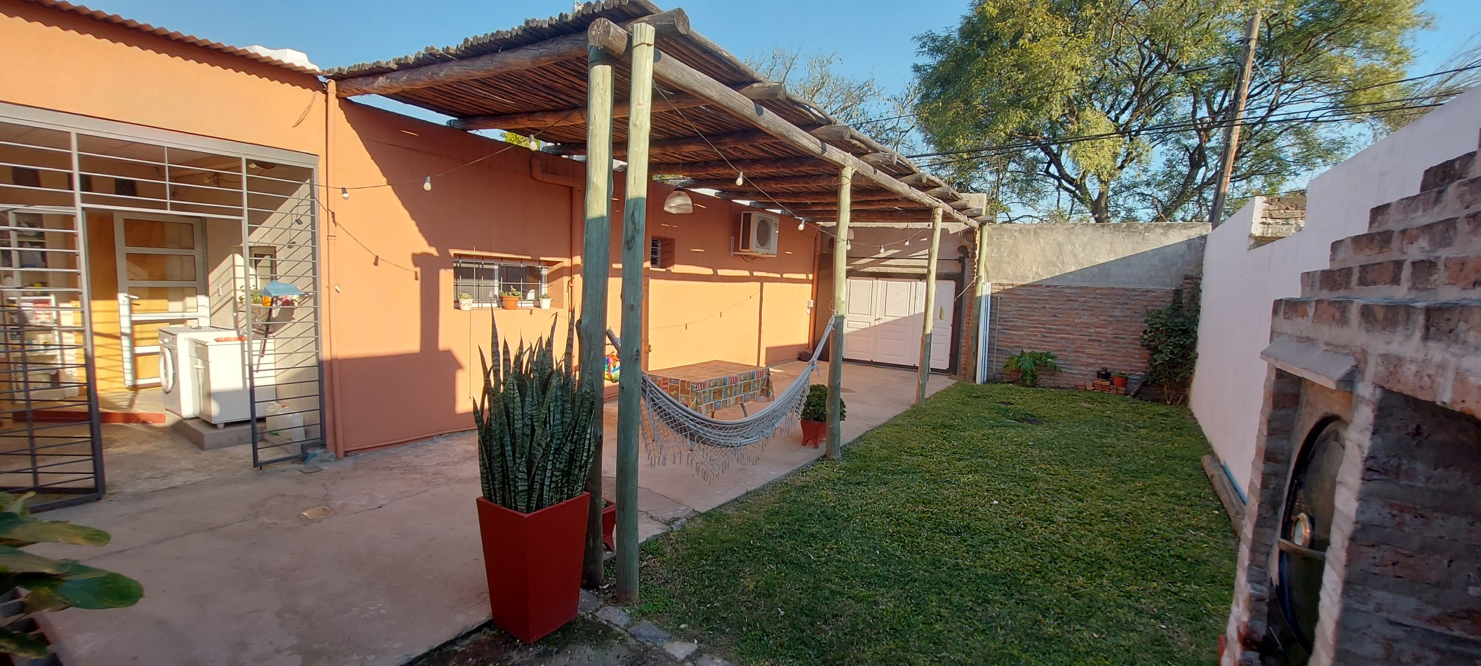 Casa en venta 2 dormirnos, excelente estado.