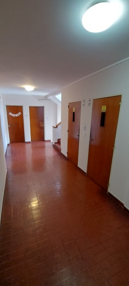 Pellegrini 194. Departamento centrico 2 d y cochera 