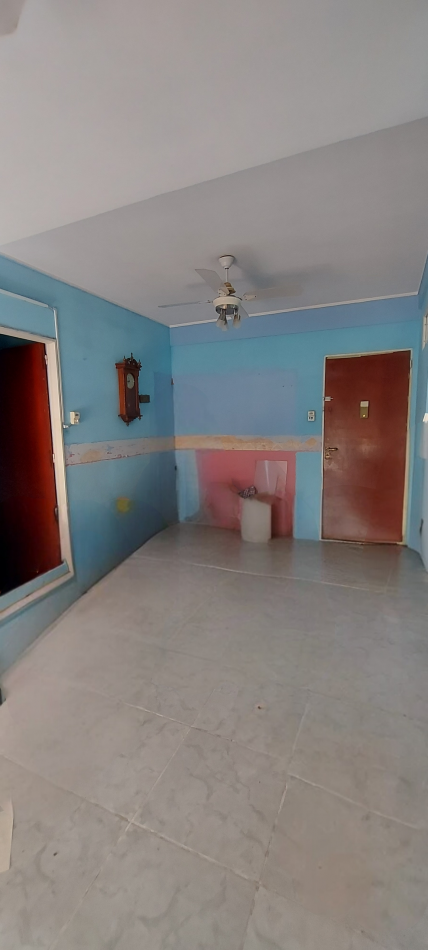 Pellegrini 194. Departamento centrico 2 d y cochera 