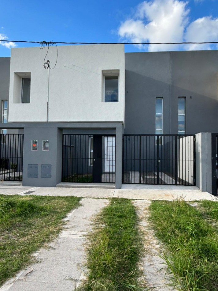 Casa 3 dormitorios excelente calidad y diseño, Lapachos 3, Parana