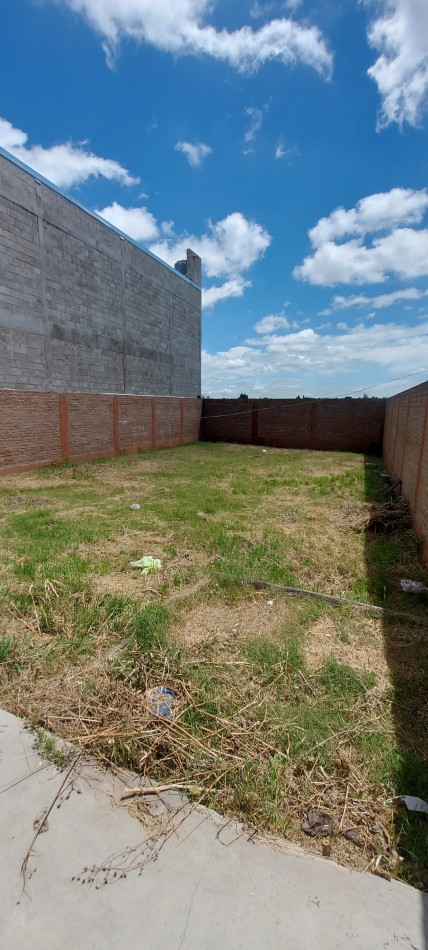 Venta casa 3 dormitorios, Crisolo Larralde, Parana