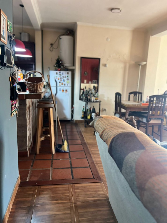 Departamento 2 dormitorios, zona Plaza Saenz Peña