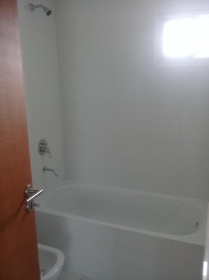 Cervantes 245, departamento 1 dormitorio, excelente ubicacion.