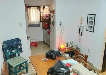 EN VENTA - DEPARTAMENTO 2 DORMITORIOS ZONA MICROCENTRO - NUEVO VALOR